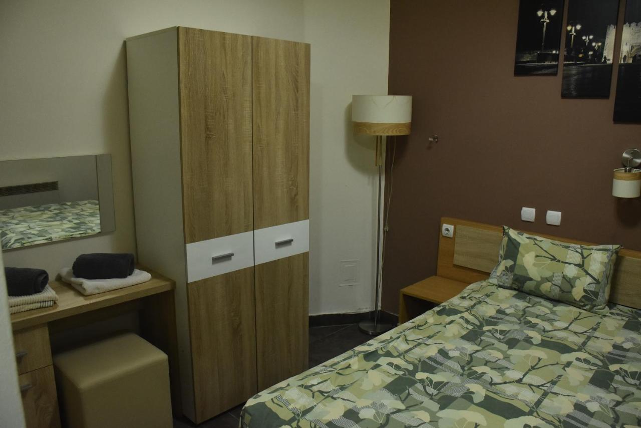 Mps Lux Apartments Ni Esterno foto