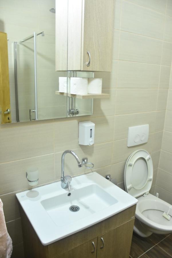 Mps Lux Apartments Ni Esterno foto