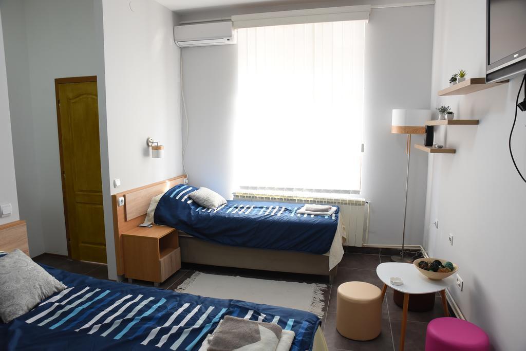 Mps Lux Apartments Ni Esterno foto