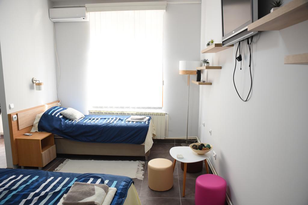 Mps Lux Apartments Ni Esterno foto