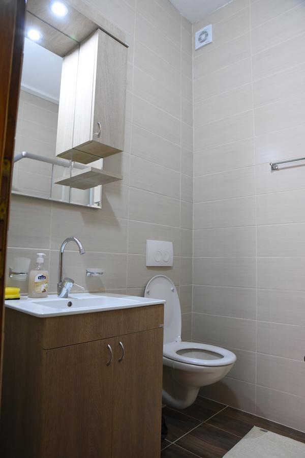 Mps Lux Apartments Ni Esterno foto