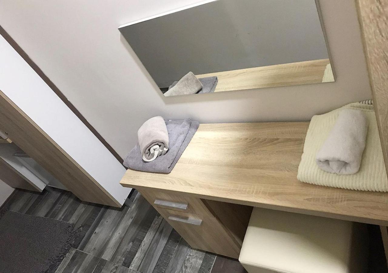 Mps Lux Apartments Ni Esterno foto