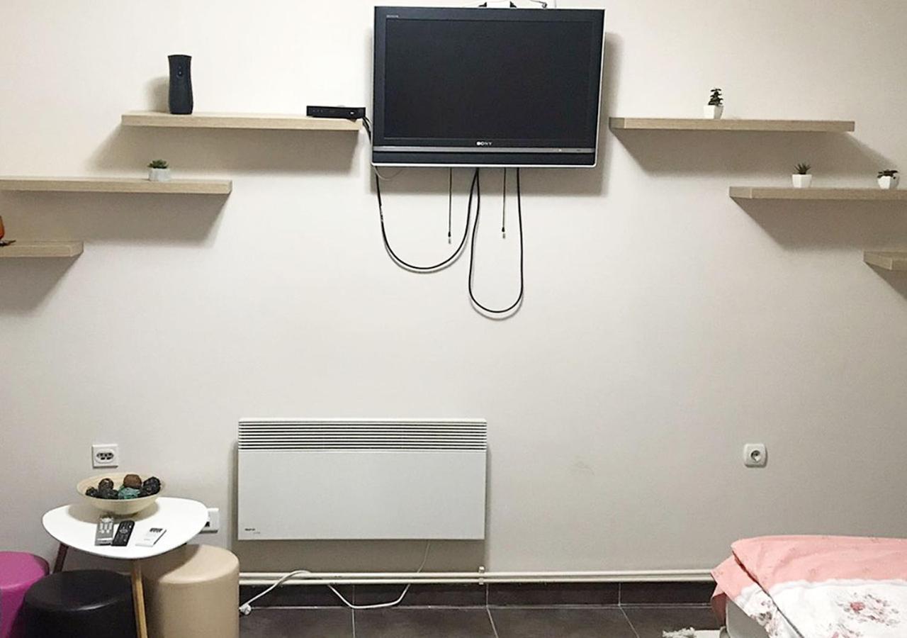 Mps Lux Apartments Ni Esterno foto